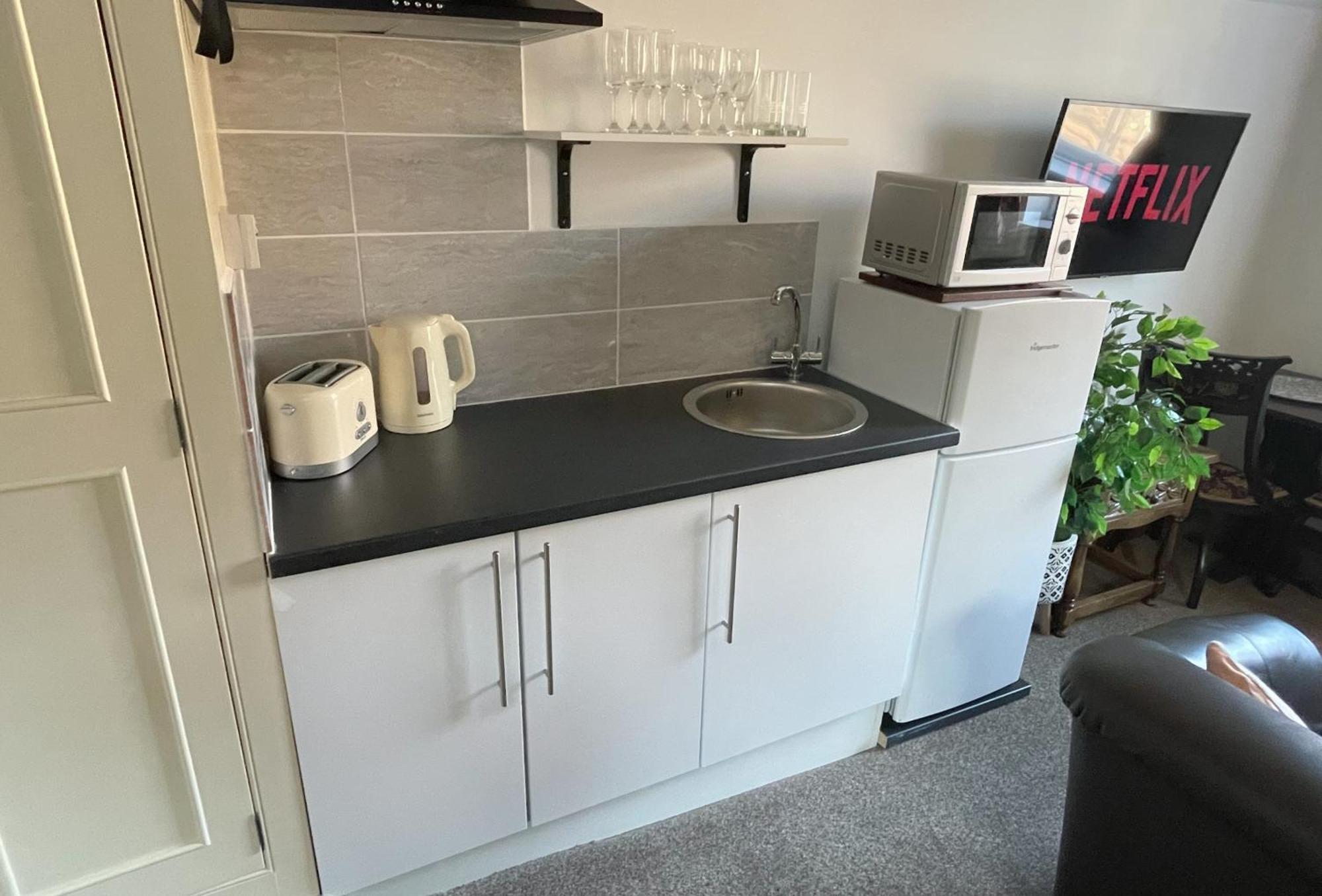 Lovely Self Equipped - 3 Minutes Walk From Centre Appartamento *