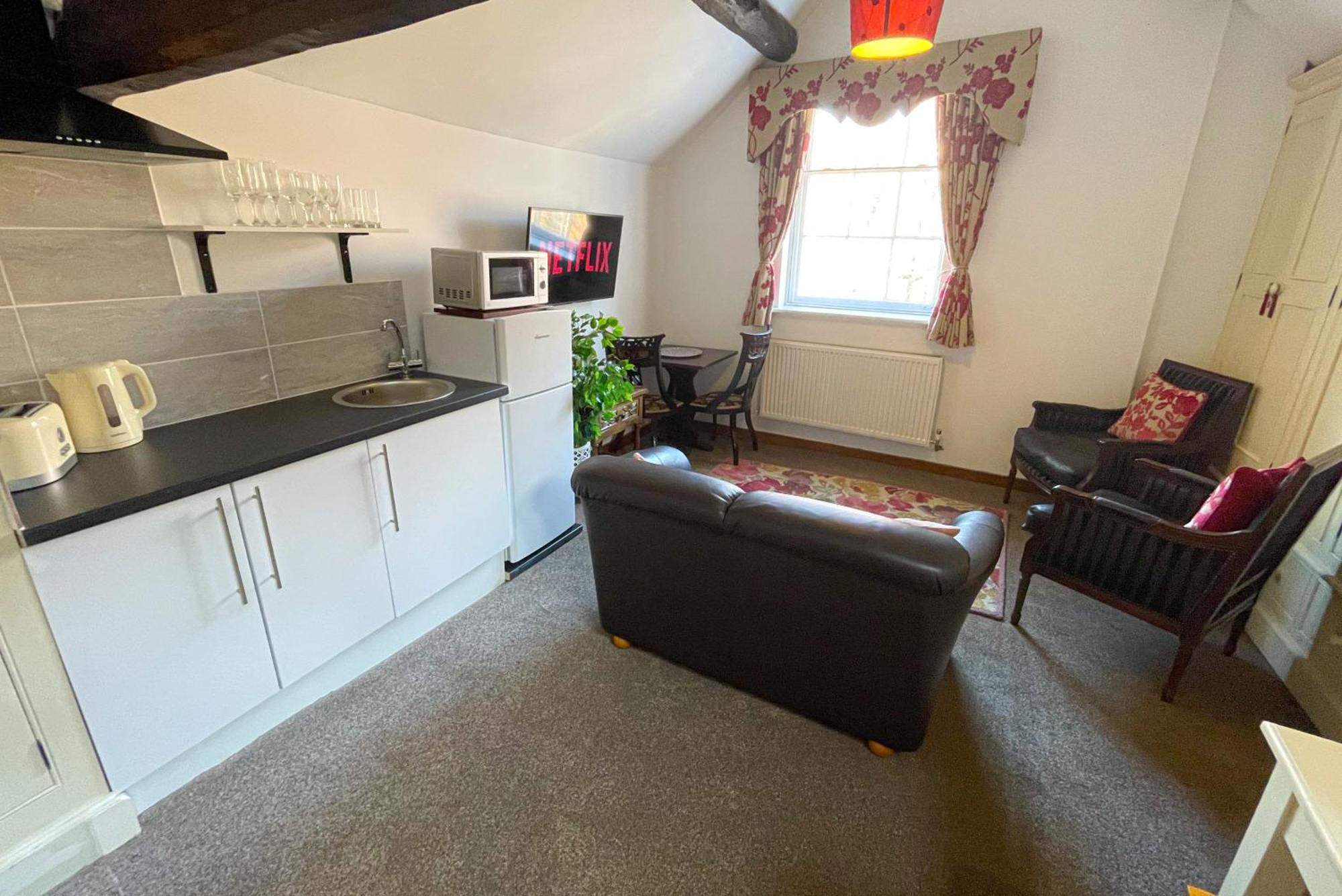 Appartamento Lovely Self Equipped - 3 Minutes Walk From Centre *