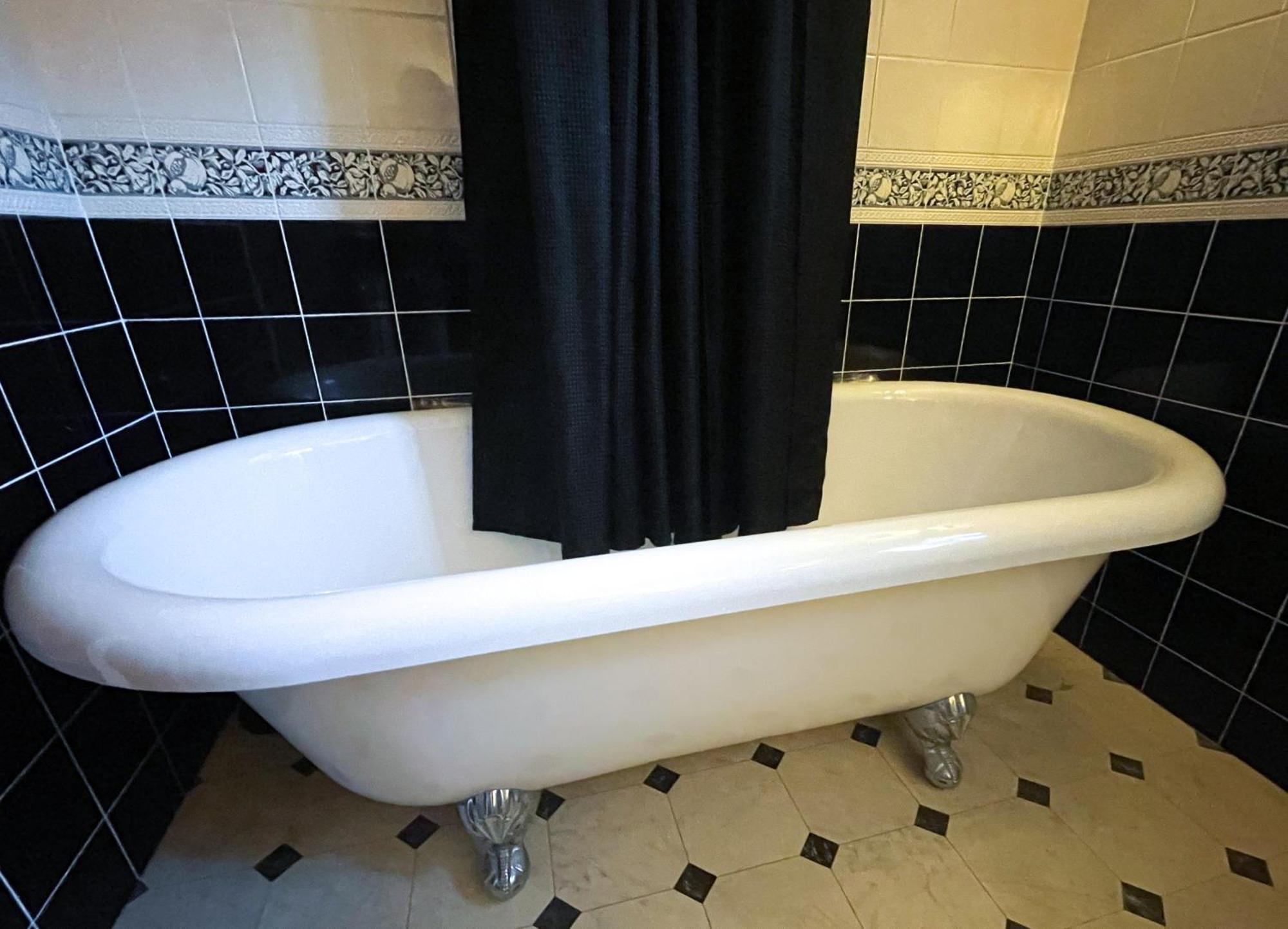 Lovely Self Equipped - 3 Minutes Walk From Centre * Chester