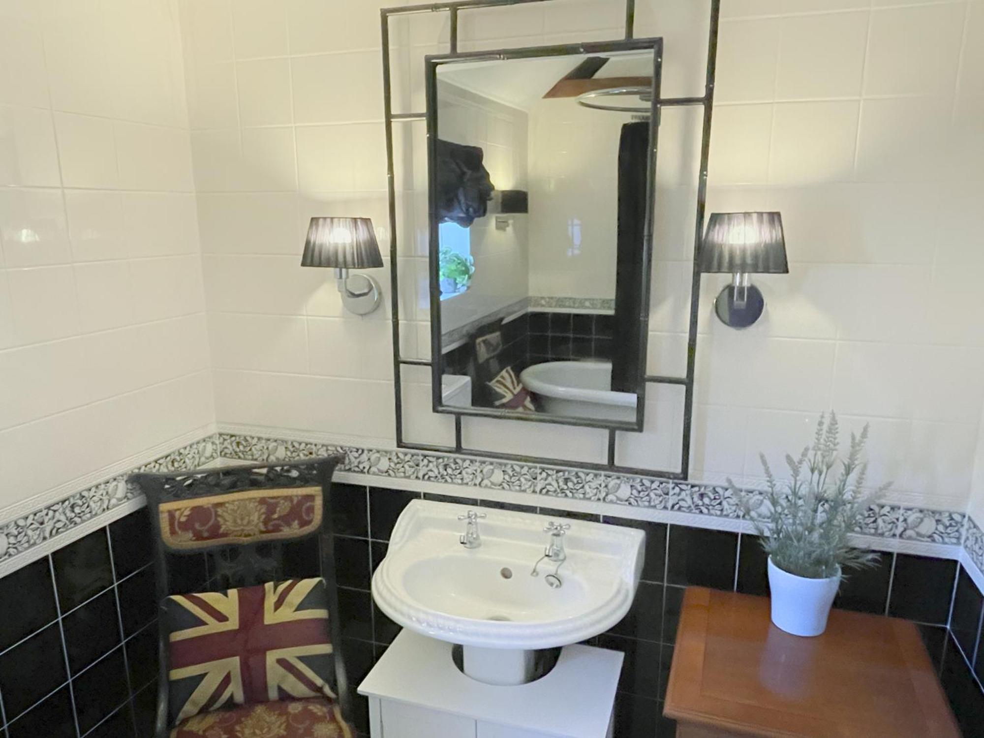 Apartment Lovely Self Equipped - 3 Minutes Walk From Centre